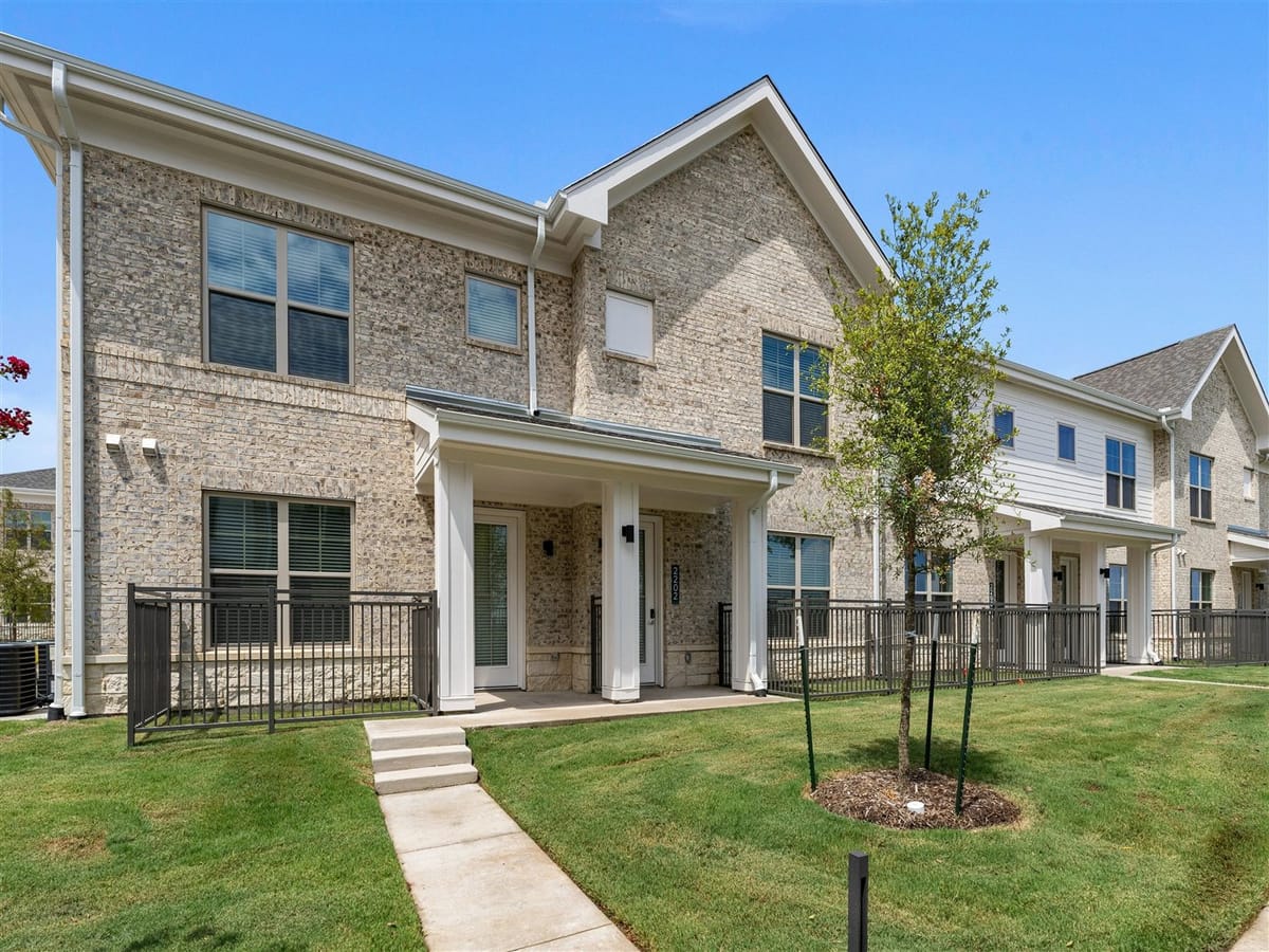 Marlowe Wellington Townhomes